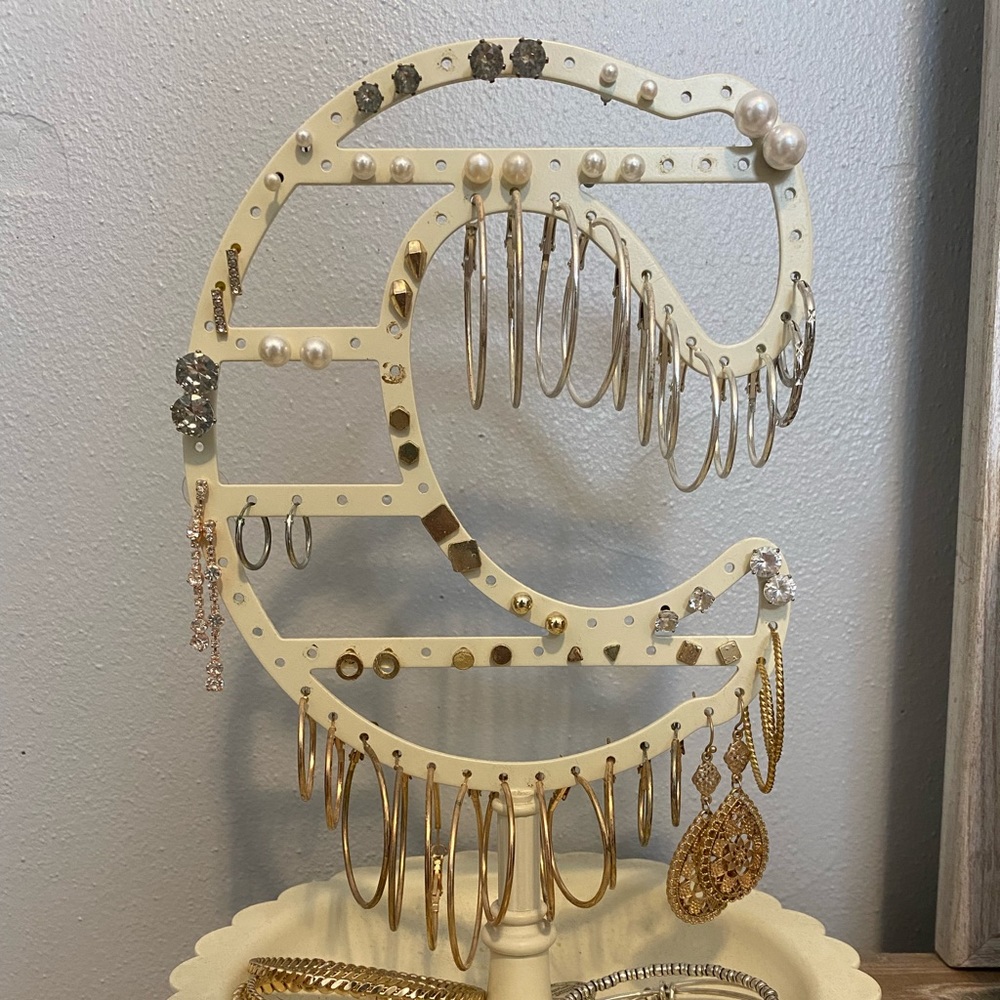 Pottery Barn Jewelry/Earring Holder “C”